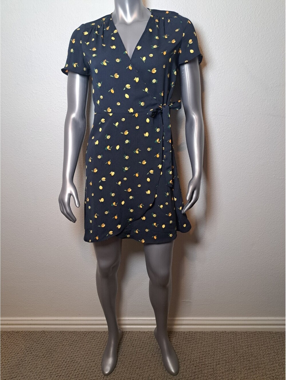 J. Crew Wrap Dress Navy Lemon print Size 2